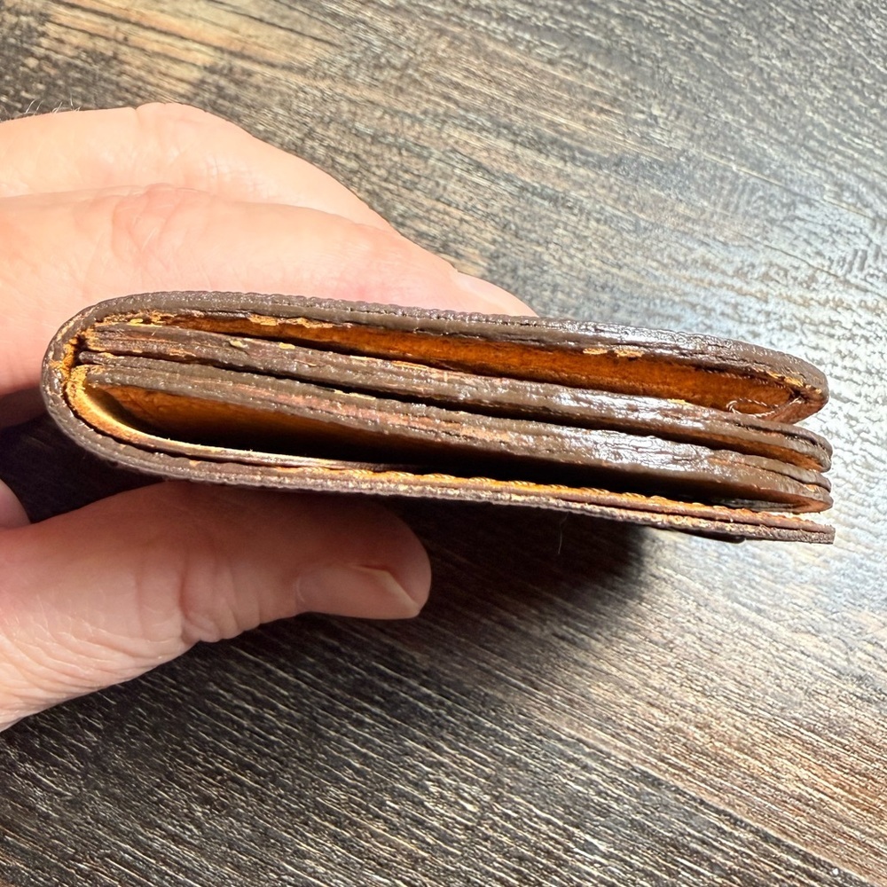 Louis Vuitton Monogram Coin Pouch Jewelry case - Picture 3 of 9